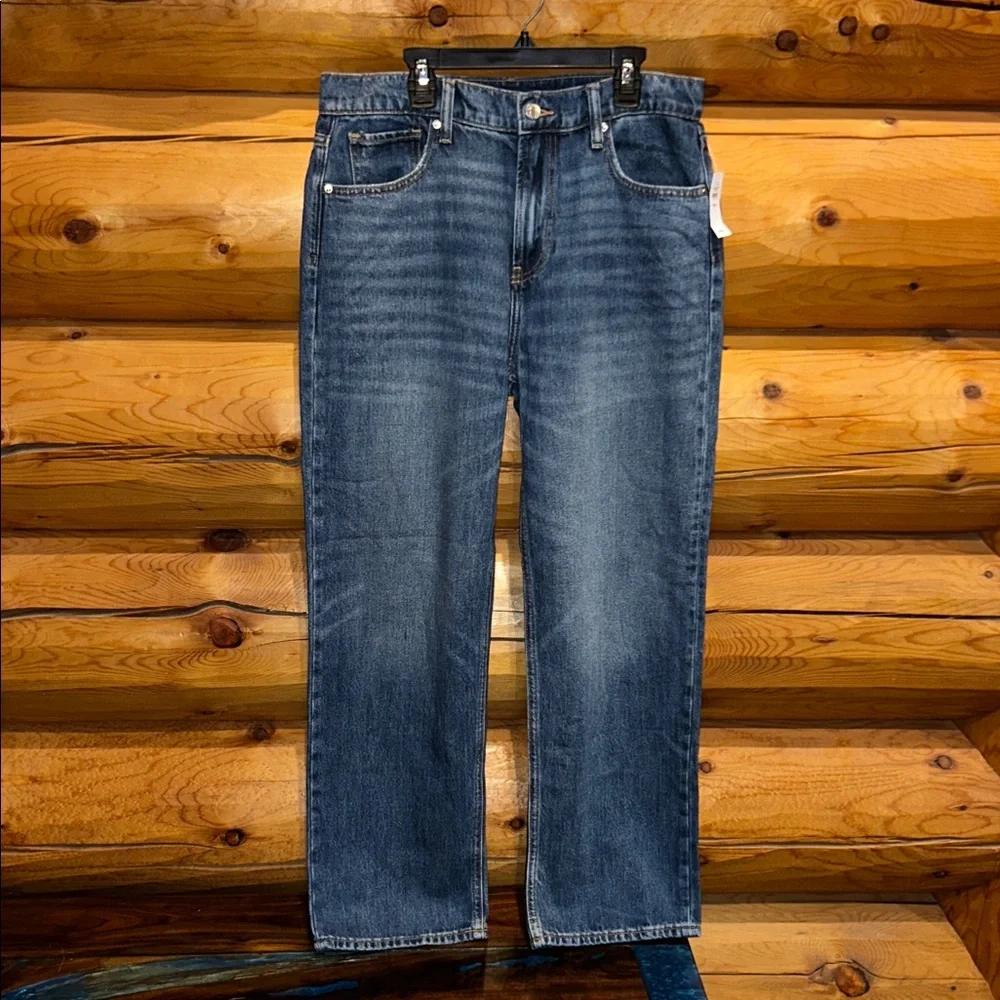 Gap NWT Mid Rise Soft Relaxed Straight Crop Jeans Size 29 Long in Medium Wash - Picture 6 of 13